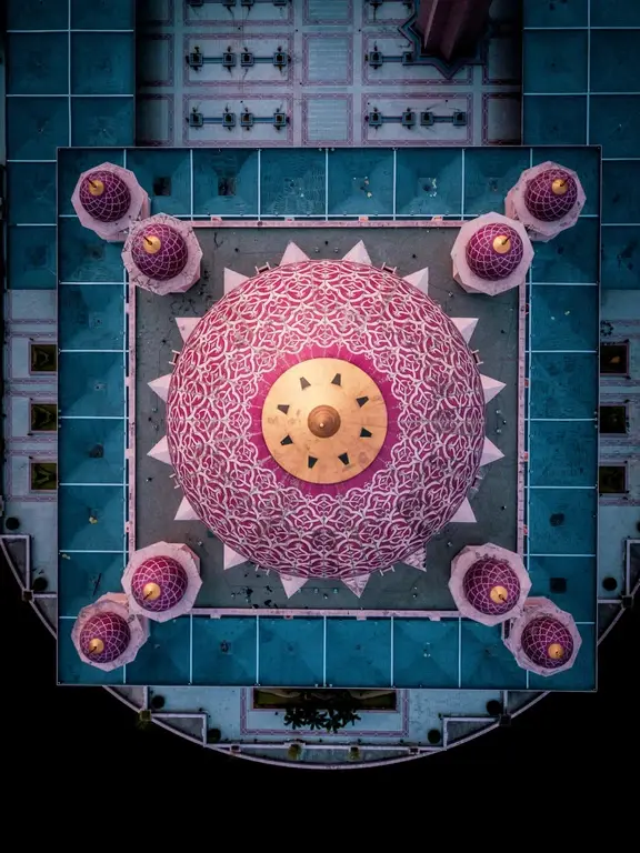 Mosques & Islamic Architecture in Putrajaya